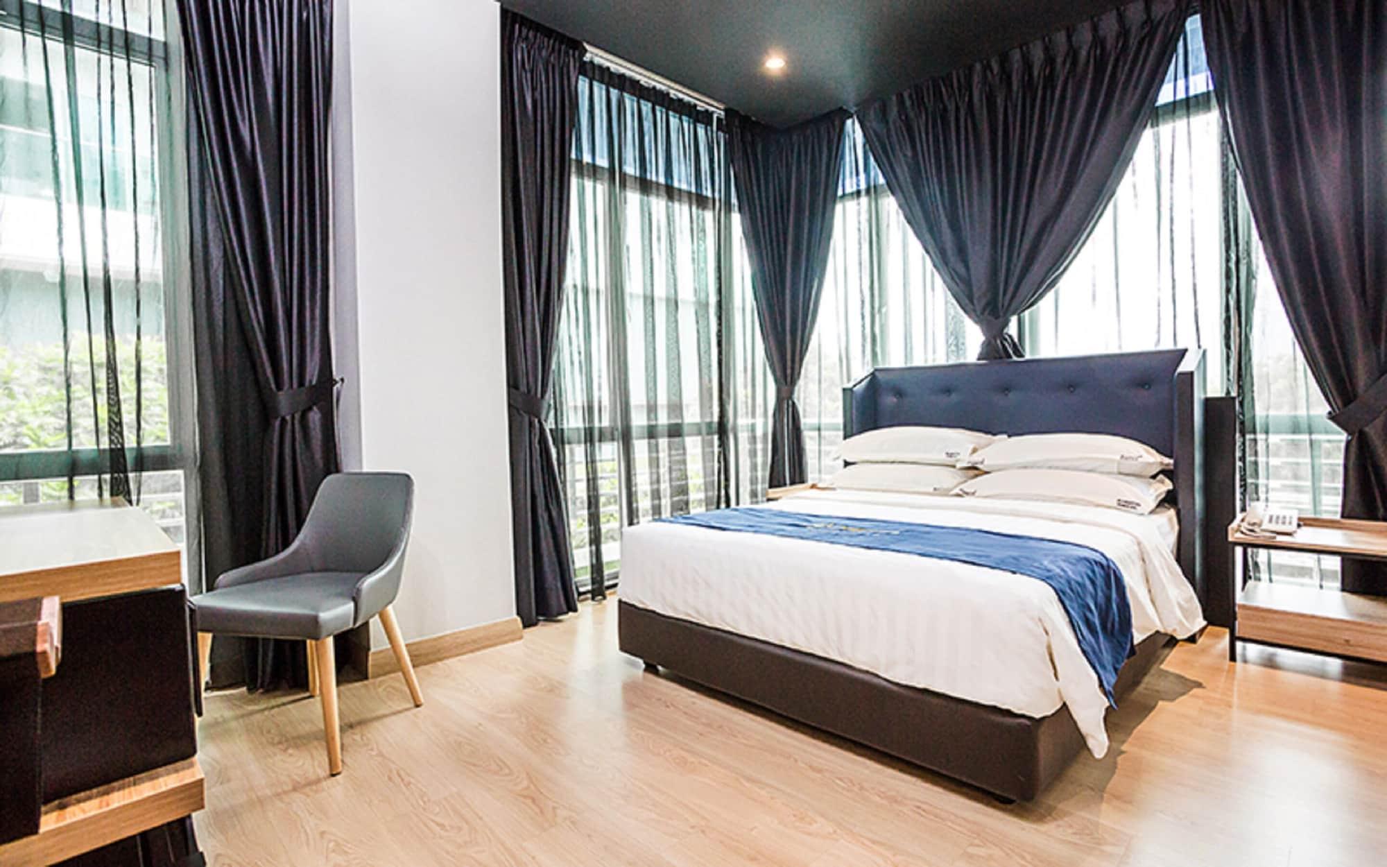 Manhattan Business Hotel Ttdi Куала-Лумпур Екстер'єр фото