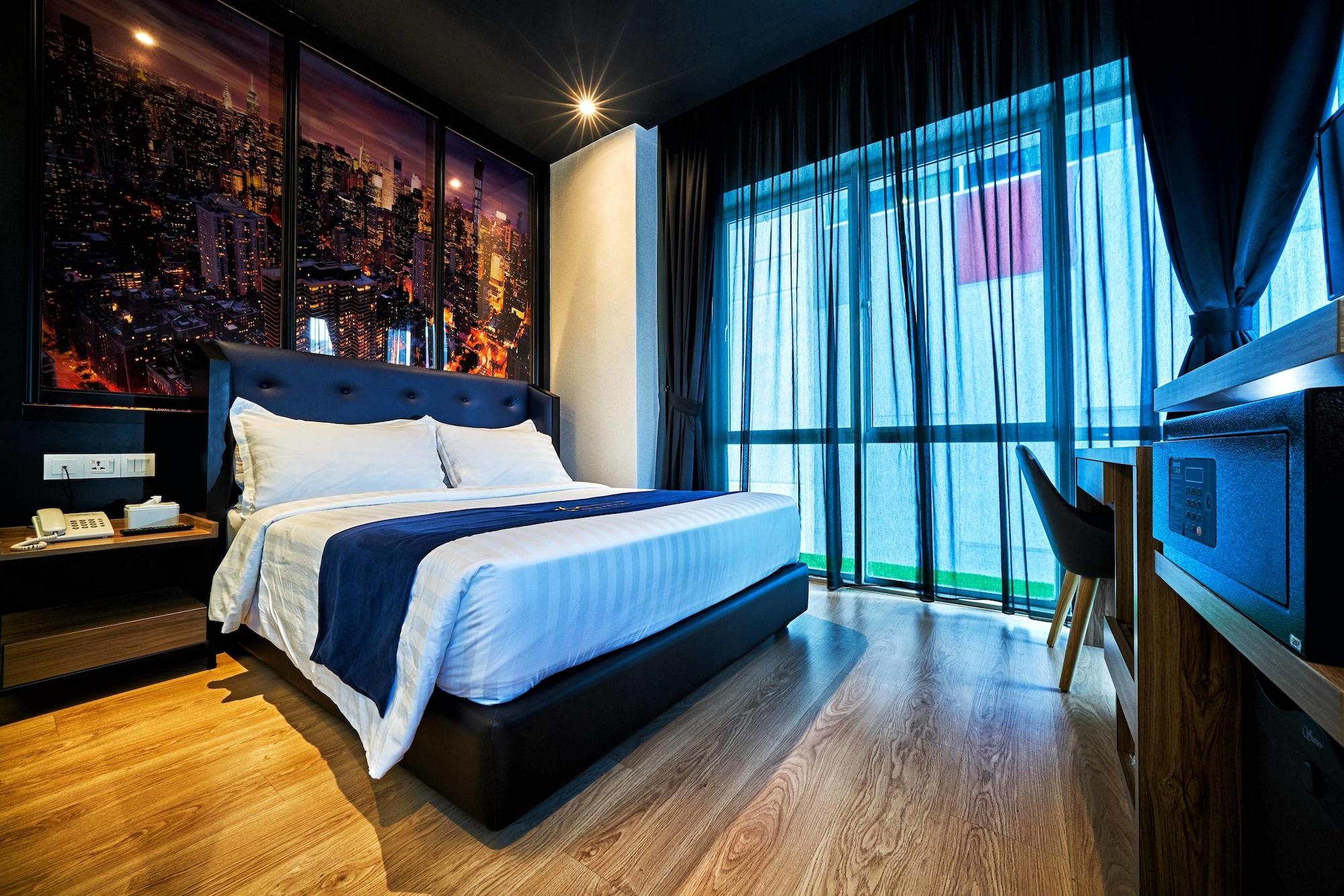 Manhattan Business Hotel Ttdi Куала-Лумпур Екстер'єр фото