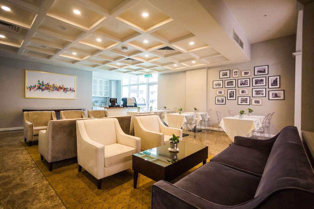 Manhattan Business Hotel Ttdi Куала-Лумпур Екстер'єр фото