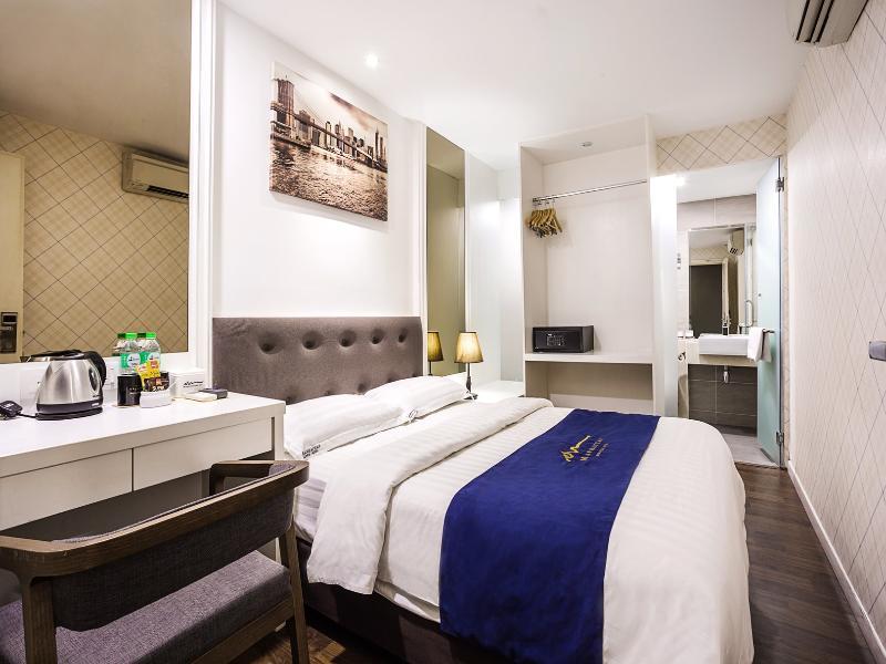 Manhattan Business Hotel Ttdi Куала-Лумпур Екстер'єр фото